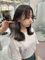 ロンド レア 天神大名店(Lond Le’a)&nbsp;ダブルカラーインナーカラー暗髪グレージュ韓国ブルベ