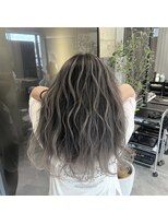 シェリール(CHERiR)&nbsp;誰も憧れるホワイトグレージュバレイヤージュ☆ブリーチ3回以上