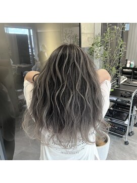 シェリール(CHERiR) 誰も憧れるホワイトグレージュバレイヤージュ☆ブリーチ3回以上