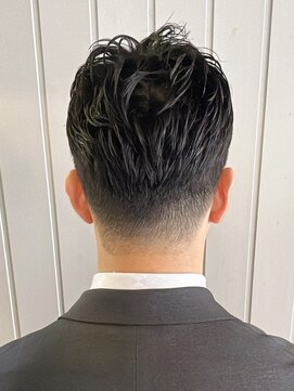 ラギッド 大野城店(RUGGED) 束感ツーブロックアップバング×スパイラルパーマ