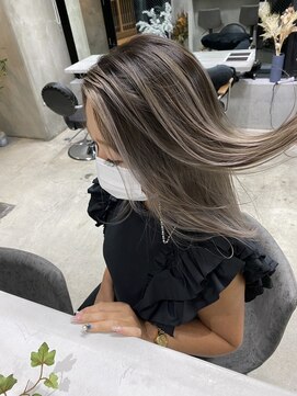 アポロ 横浜駅店(apollo) ハイライトバレイヤージュダブルカラーミルクティーベージュ