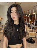細めハイライトグレージュハイライトオフィスで浮かない