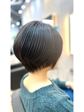 アグ ヘアー ナッツ 秦野店(Agu hair nuts) 20代30代40代　丸みゆったり　カジュアルショート◎秦野ショート