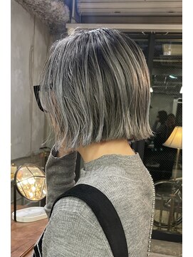 ザ デイ(THE DAY) 【バレイヤージュ】ハイトーングレージュ