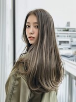 ジゼル 博多筑紫口店(GiseL)&nbsp;ロング　レイヤーカット　ダメージレス　ベージュカラー　束感