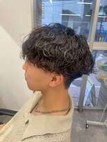 ワンズナゴヤ 名古屋栄店(ONE's NAGOYA) スペインカールスパイキーショートブルーブラックフェザーパーマ