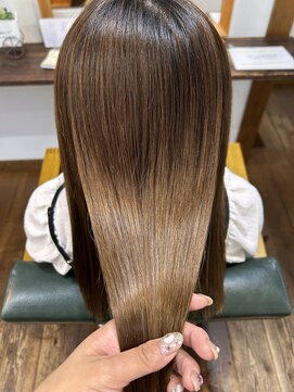 ル コワン ククー(Le coin coucou) 酸性ストレート