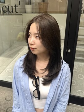 ニュート(Neut ) レイヤーカットハッシュカットオリーブベージュカーキベージュ