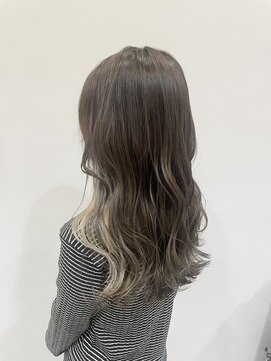 ロビン 反町横浜店(robin) シアグレージュ×ホワイトペールインナーカラー反町美容室