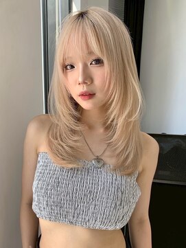 ユーフォリア 新宿通り(Euphoria) くびレイヤー/ケアカラー/似合わせカット/ハッシュカット