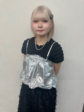 ティント 梅田(Tint) 【TOMOKI】ホワイトベージュ/ハイトーンボブ《大阪梅田駅》