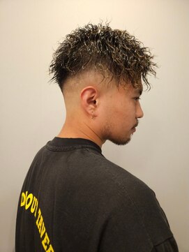 イズ(iss) ハードツイストスパイラルパーマ