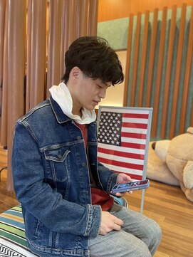 ミュウ(MIU) フェザーパーマスタイル