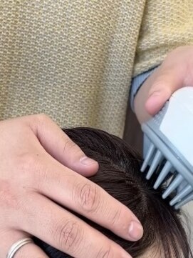 通常のヘッドスパで得られない体感と汚れの除去ヘッドマッサージ