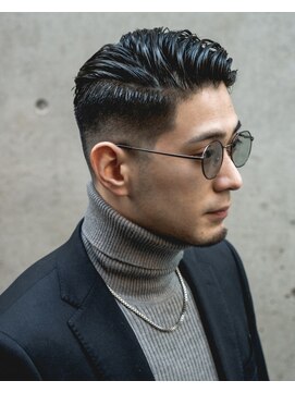 スリックバック フェードカット オールバック メンズパーマ 黒髪