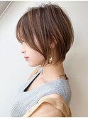 冬の小顔◎20代30代大人美人ショートボブ×艶髪グレージュ