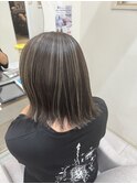 コントラストハイライト×グレージュ