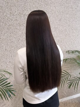 ベルフェミンミエル 【anri】学生限定艶縮毛矯正