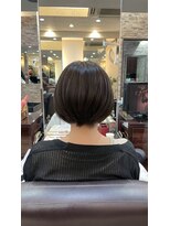 キャラ 池袋本店(CHARA)&nbsp;バッサリ！グラデーションボブとAVEDAアッシュカラー【大村】