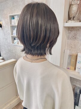 キャアリー(Caary) 福山美容室caaryくびれレイヤーボブイルミナカラー髪質改善40代