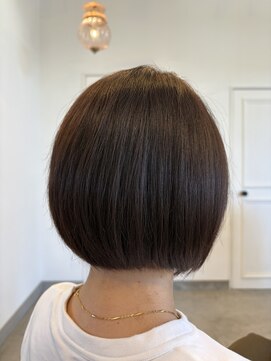 カルム(calme) medium bob