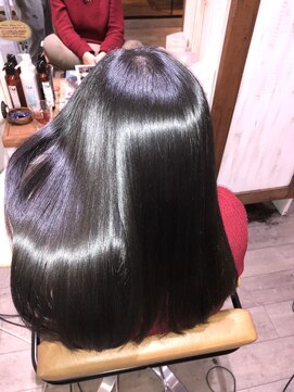 アイム(I'M) 艶髪セミロング