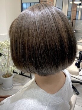 クアトログランシュ 水戸店(QUATRO×GranCieux) アッシュベージュボブ