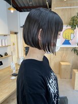 イロ(ilo created by grace)&nbsp;暗髪ボブ/ボブ/コンパクトボブ/ミニボブ