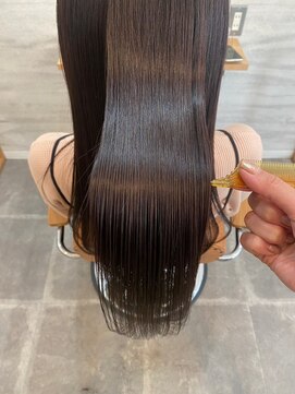 ジーナ 本八幡(Zina) 大人かわいい20代30代40代小顔ショコラベージュ　Zina本八幡