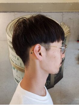 ガレージヘア(GARAGE HAIR)の写真/働く男性におすすめのGARAGE HAIR！再現性抜群のカットでonもoffも好印象＋清潔感◎のトレンドスタイルに。