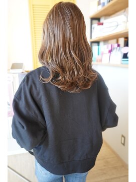 プアヒール(pua heal) ベージュミディアム