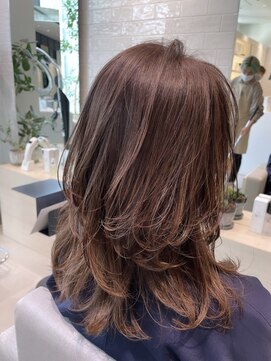 ステア ケース(stair case) 【NATASHA】銀座レイヤーカット/20代/30代/40代/50代