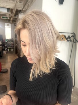 ルーツ ヘア デザイン(roots hair design) 西区新町美容室★roots★ミルクティーベージュ
