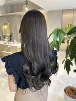 ミズチャーム(Ms.CHARM)&nbsp;前髪アンブレラカラーこなれミディイメチェンウェーブパーマ