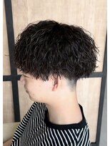 メンズギフト(men's GIFT)&nbsp;波巻きパーマツイストスパイラルマッシュツーブロック刈り上げ