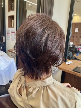 美容室ヒラトヤ 仙北店 ミディアムウルフレイヤー