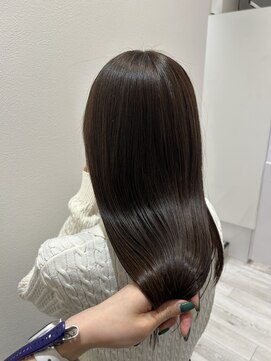 アドラーブル ココロ 新潟(adorable CoCoLo) 赤みなしオリーブカラー