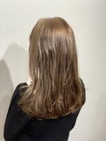 ミリ 国分寺(Mili)&nbsp;ミディアムレイヤー&マットベージュカラー