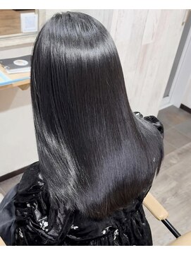 スカイ(SKY) 透明感カラー/髪質改善/縮毛矯正/韓国風レイヤーカット