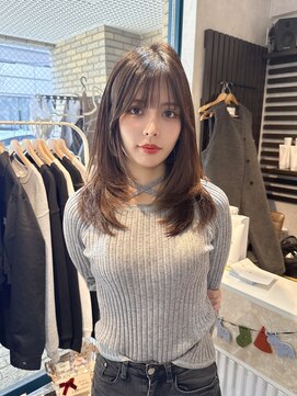 ノエ(Noe) 顔周りミディアムレイヤーカットレイヤーボブ博多中州冷泉