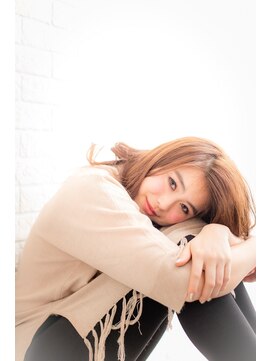 ヘアーアートシフォン 池袋西口店(Hair art chiffon) グレージュ×マッシュフリンジバングのスポンテニアスヘア