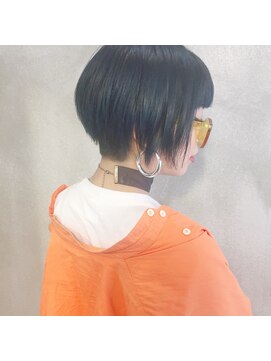 ミント(mint) ＊ネイビーブルー×ツーブロックショート＊