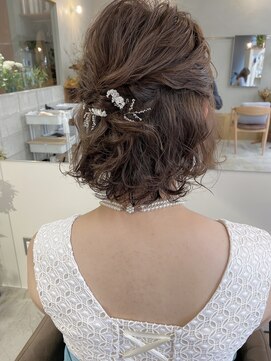 マロウ(mallow) 《花屋併設》カジュアル　ハーフアレンジ@20代30代40代