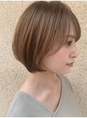 シアーベージュ小顔丸みショートボブ 新宿