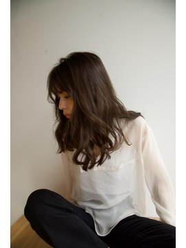 アオイ(aoi.) 薬院【aoi.】ミディアムパーマ