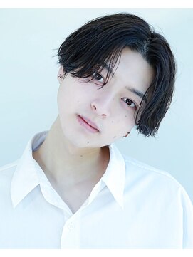 リップス 原宿(LIPPS) シースルセンターパート!【ウェット質感】