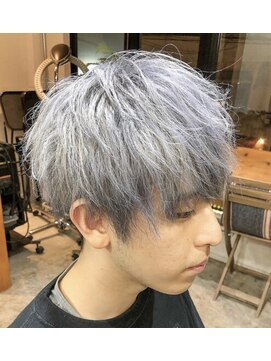 ヘアーデザイン ウエストサイドスタンダード(hair design West Side STANDARD) 《雰囲気バツグン》シルバーアッシュ×ゆるツイストスパイラル。