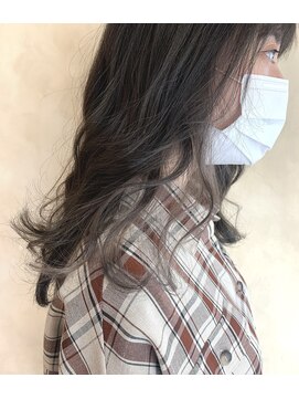 オーストヘアーリズ(Aust hair Liz) インナーカラー＊silver beige