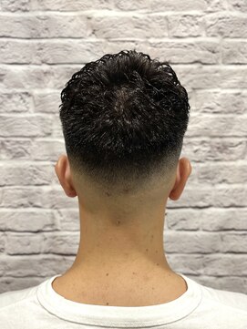 グレイスフル バーバープラチナム 六本木店(Graceful Barber platinum) メンズ/スキンフェード/フェード/バーバー/ビジネス/ショート