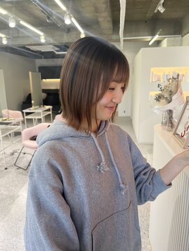 シエル 一社(cher) 伸ばしかけボブ